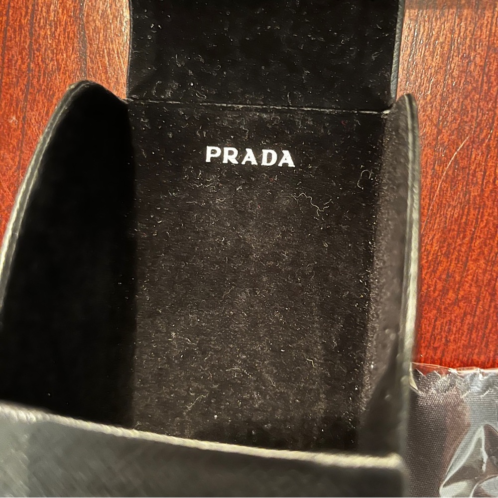 Prada Silver Mirror Sunglasses & Case with Accessories - Picture 5 of 13